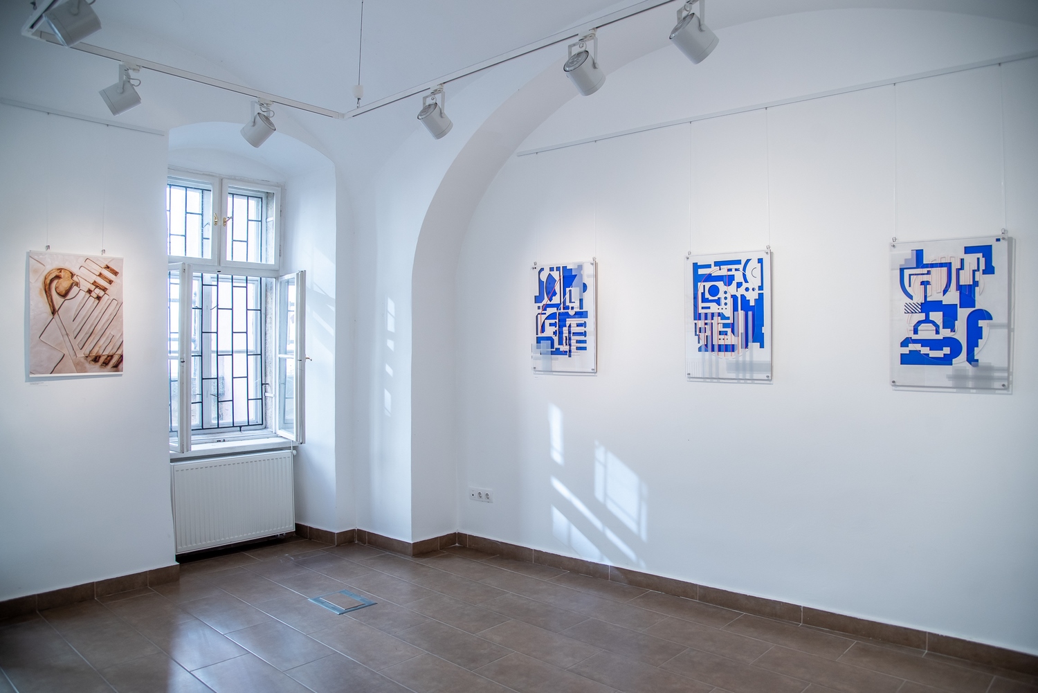 Tactile%20whiteness%20exhibition%20Budapest_2024_02_Andrea-Brittnek_Photo%20by%20Loos%20Panna%20-%201500x1001px.jpg