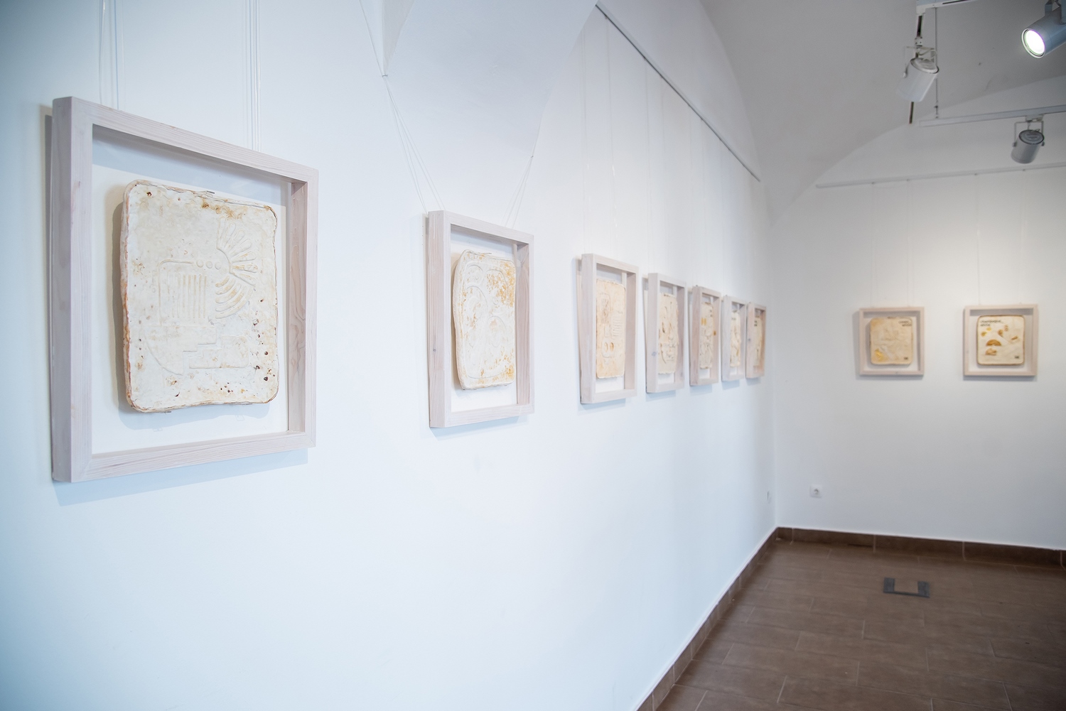 Tactile%20whiteness%20exhibition%20Budapest_2024_05_Andrea-Brittnek_Photo%20by%20Loos%20Panna%20-%201500x1001px.jpg