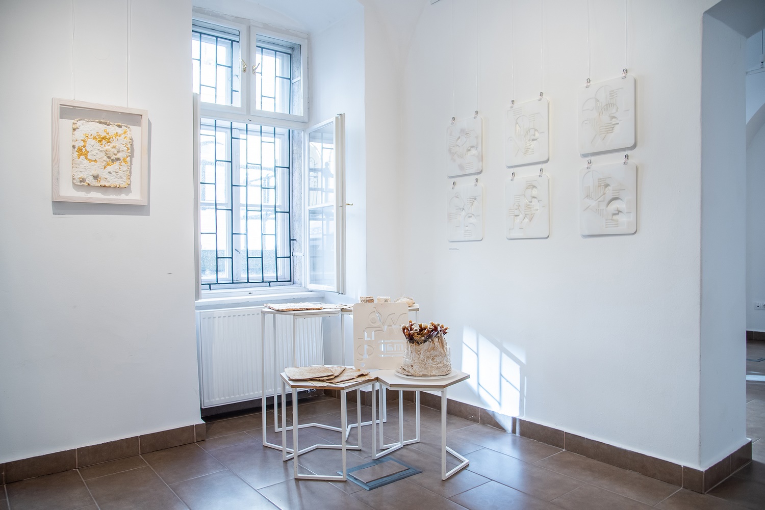 Tactile%20whiteness%20exhibition%20Budapest_2024_08_Andrea-Brittnek_Photo%20by%20Loos%20Panna%20-%201500x1001px.jpg