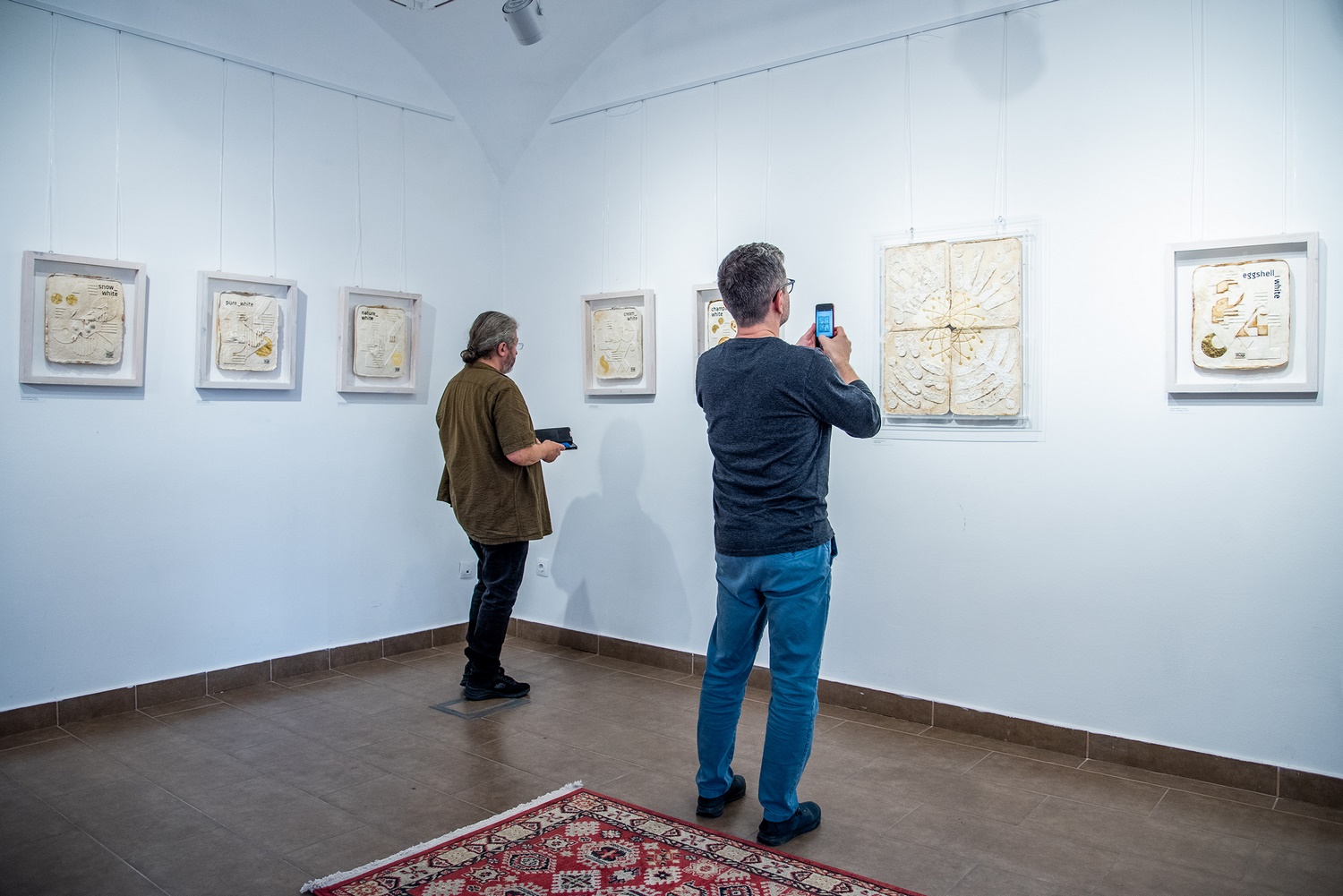 Tactile%20whiteness%20exhibition%20Budapest_2024_21_Andrea-Brittnek_Photo%20by%20Loos%20Panna%20-%201500x1001px.jpg