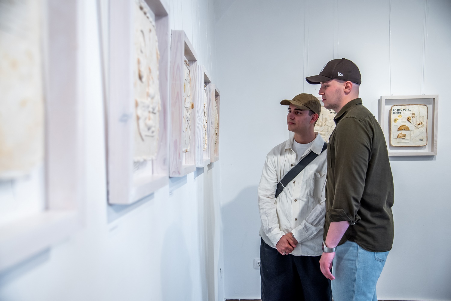 Tactile%20whiteness%20exhibition%20Budapest_2024_22_Andrea-Brittnek_Photo%20by%20Loos%20Panna%20-%201500x1001px.jpg